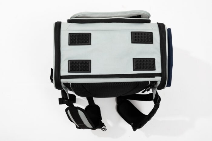 Backpack with a tent - Image 15